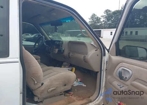 1998 Chevrolet K1500 Fleetside from USA, damaged, VIN 1GCEK19R1WE107772